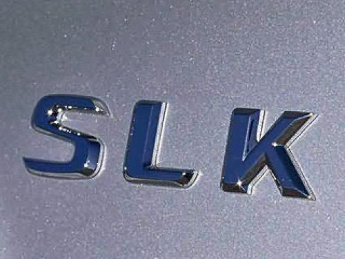 Mercedes-Benz SLK — безусловно, отличный автомобиль. Но не настолько, чтобы называть в его честь…