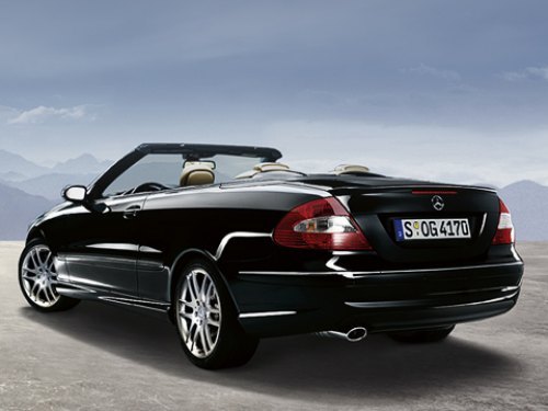 Mercedes CLK и без всяких пакетов выглядит просто замечательно. Ну а кабриолет и вовсе можно…