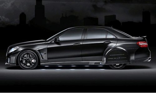 Всего Brabus планирует сделать десять «титулованных» седанов. За обладание машиной придется дорого…