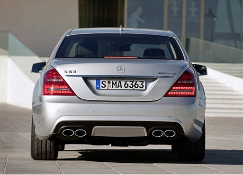 По неофициальной информации, покупающим модификации S 63 AMG будут предлагать увеличение отдачи…