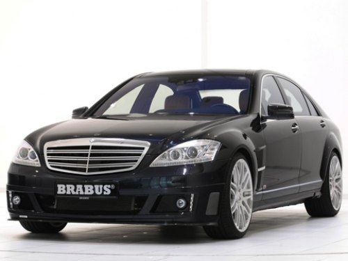На фотографии — диски Brabus Monoblock F Platinum Edition, обутые в шины размерностью 265/30 R21…