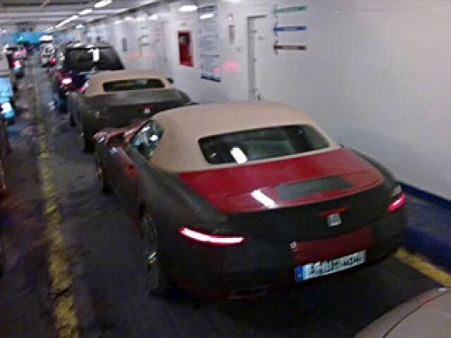 По слухам, двухместный открытый SLS AMG сможет разгоняться до 310 км/ч, тогда как у купе предел —…