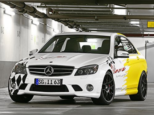 На обеих осях установлены легкосплавные диски BBS CH-R. На них — покрышки Dunlop размерностью…
