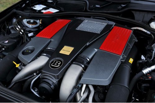 У машин с индексом 63 AMG мотор V8 5.5 выдает 1000 Н·м в диапазоне 2250–3750 об/мин.