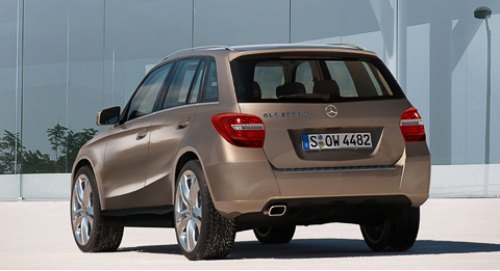 Поговаривают, что не исключено появление версии AMG с турбомотором 2.0, выдающим около 270…