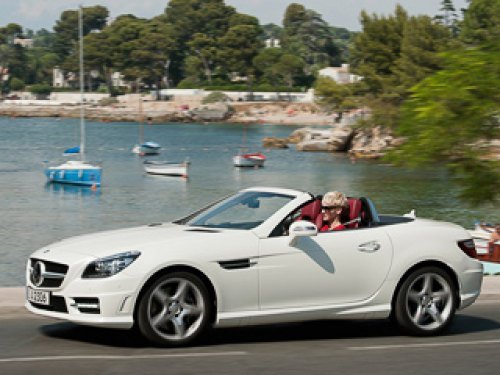 Битурбодизель 2.1 в паре с семиступенчатым «автоматом» разгоняют Mercedes SLK 250 CDI с 80 до 120…