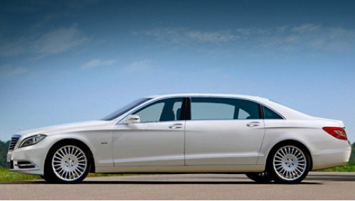 Седан Mercedes S-класса в исполнении Pullman будет оснащаться только шестилитровым мотором V12 с…