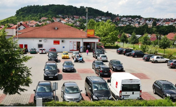 AMG квартирует в Аффальтербахе, типичном для Германии провинциальном городишке с населением около…