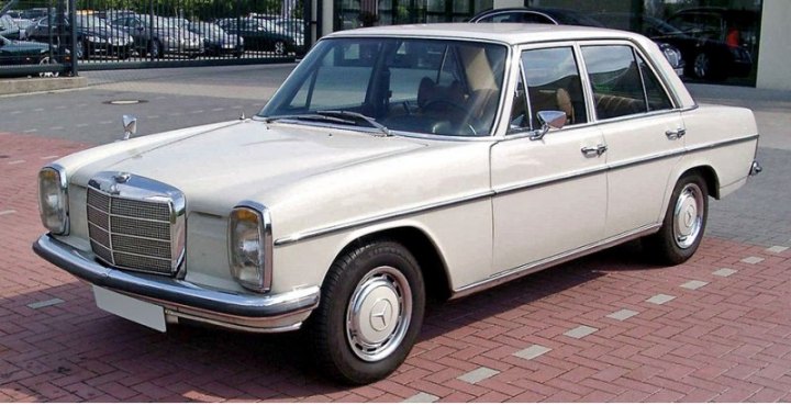 Настоящий прорыв и первую волну успеха в 1968 году обеспечила компании AMG модель Mercedes W 114/W…