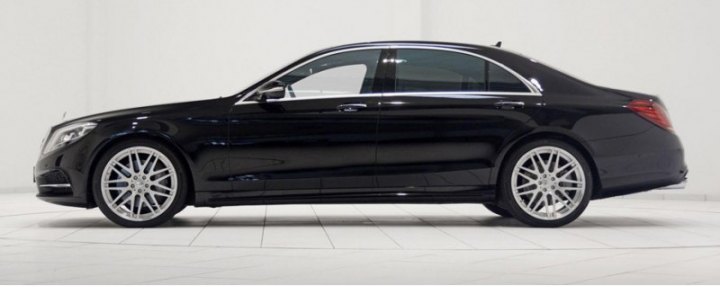 Свежий флагманский седан Mercedes S-класса удостоился нескольких вариантов доработок от Brabus…