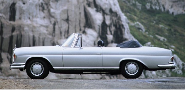 Последний раз S-класс был открытым в 1961–1971 годах, когда выпускалась «открытка» с индексом SE.