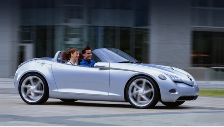 Уже 14 лет идею маленького родстера Mercedes-Benz иллюстрирует концепт Vision SLA. Серийный…