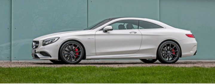 Двигатель купе агрегатируется с семиступенчатой коробкой AMG Speedshift MCT с тремя режимами…