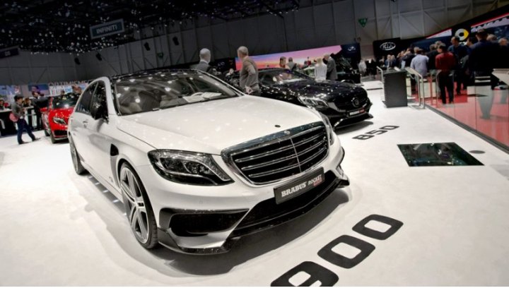 Четырёхдверка Brabus Rocket 900 с 900-сильным мотором выстреливает с места до 200 км/ч за 9,1 с.…