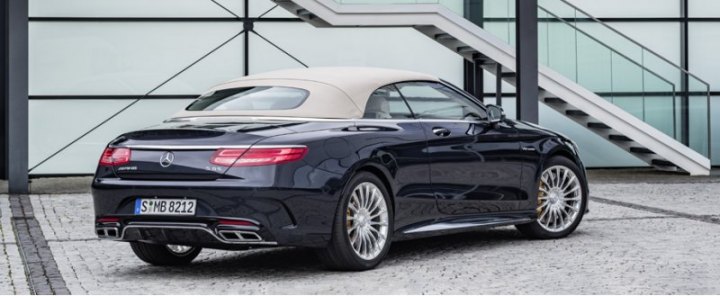 На заднюю ось модели тягу передает «автомат» AMG Speedshift Plus 7G-Tronic. Стандартом является…