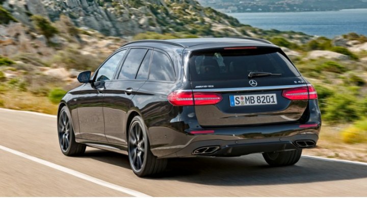 Помимо мощного мотора, от остальных универсалов «заряженная» версия Mercedes-AMG E 43 4Matic…