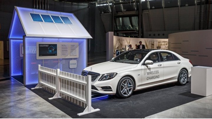 Свою индукционную зарядку Mercedes-Benz вынашивает с 2015-го. Уже почти все готово. Автомобиль…