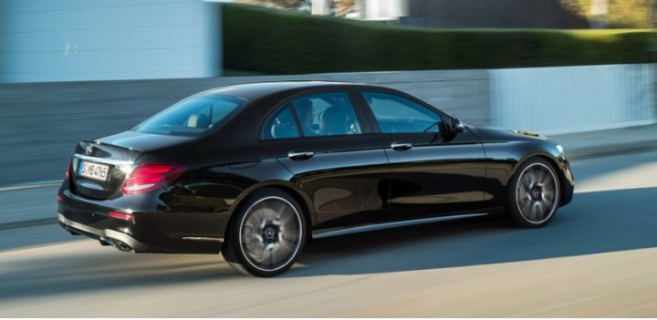 С места до 100 км/ч «заряженный» седан Mercedes-AMG E 43 4Matic разгоняется за 4,6 с. Максимальная…