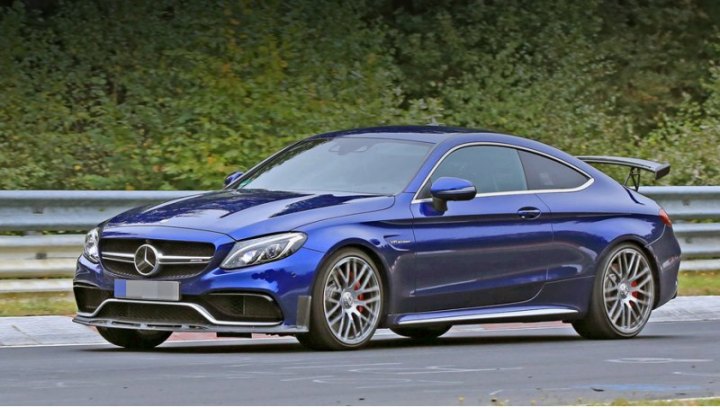 Внешние отличия от стандартного купе Mercedes-AMG C 63 у более мощной модификации будут минимальны.…