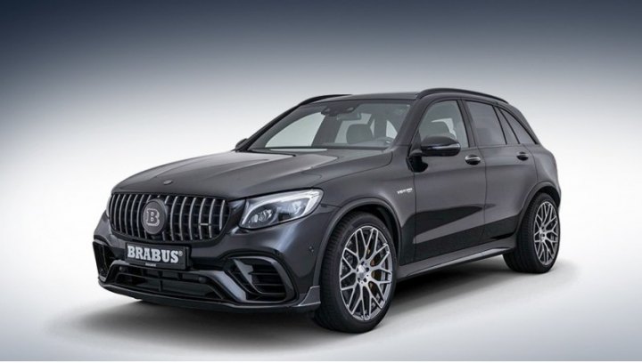 Версия названа Brabus 600. Её максимальная скорость ограничена электроникой на отметке 300 км/ч,…