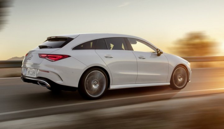 У прошлого CLA Shooting Brake внешность была интересная, но вытянутые по горизонтали фонари…