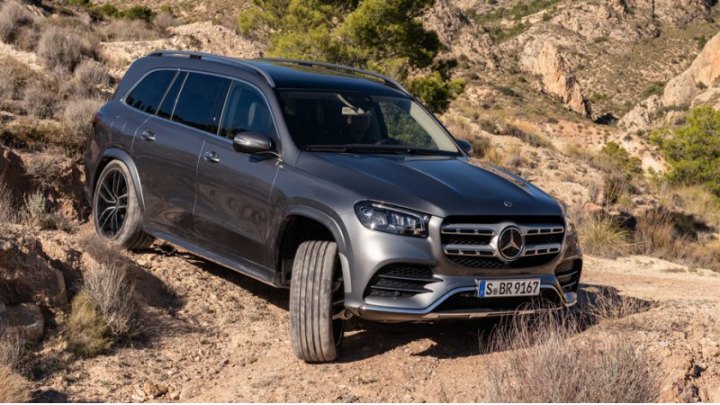 Все версии машины комплектуются «автоматом» 9G-Tronic и полным приводом на основе раздатки с…