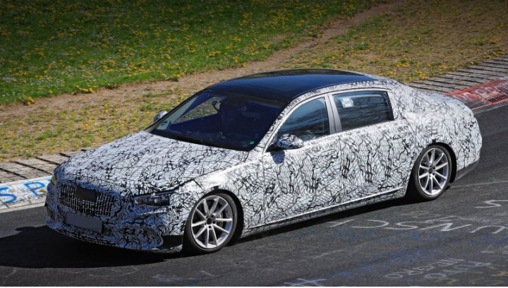 По информации издания Autobild, стартовая цена на Mercedes-Maybach S-класса в Германии вырастет…