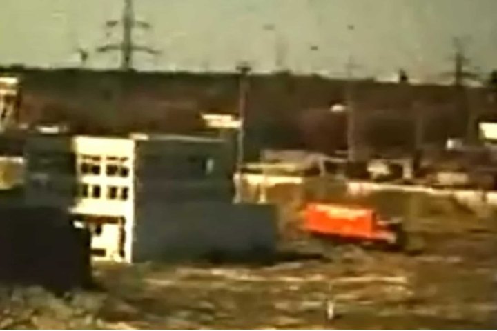 Блогер с YouTube-канала «That Chernobyl Guy» решил раскрыть один из них, рассказав о красном…