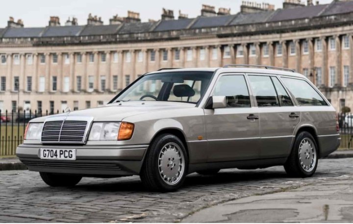 5 место: Mercedes-Benz 300TE (1989)