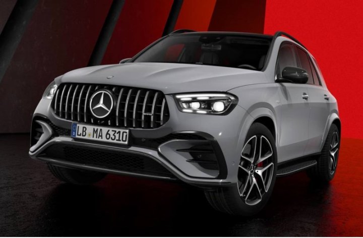 Mercedes-Benz отзывает 466 внедорожников: в них во время движения могут оторваться педали