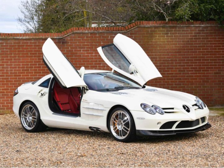 Ультраредкое купе Mercedes, построенное вместе с McLaren, хотят продать за 35 миллионов рублей