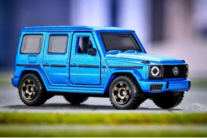 Новейший Mercedes G-Class 580 теперь можно купить всего за 2800 рублей