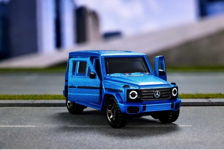 Компания «Mattel Creations» изготовила крошечную версию Mercedes G580, которая стоит 1/7000 цены…