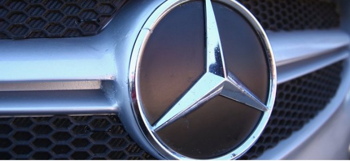 Представлены независимые рендеры нового седана Mercedes-Benz EQC