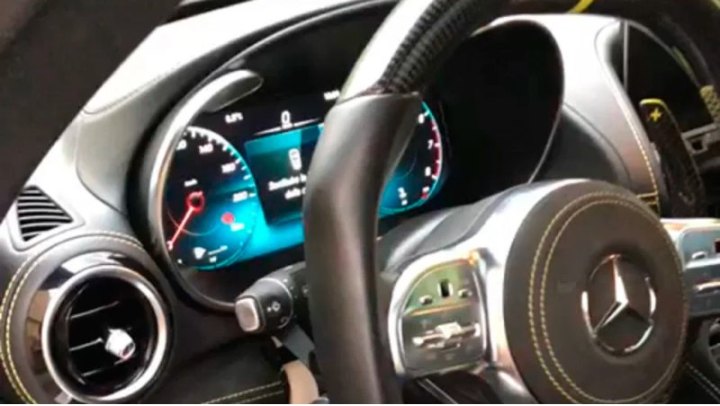 За работоспособность спорткара отвечает 650-сильный 4,0-литровый V8. Мощность этой силовой…