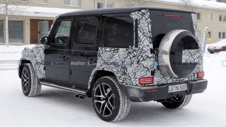 4,0-литровый V8 с двойным турбонаддувом в нынешней версии G63 может похвастать 577 л.с. мощности и…