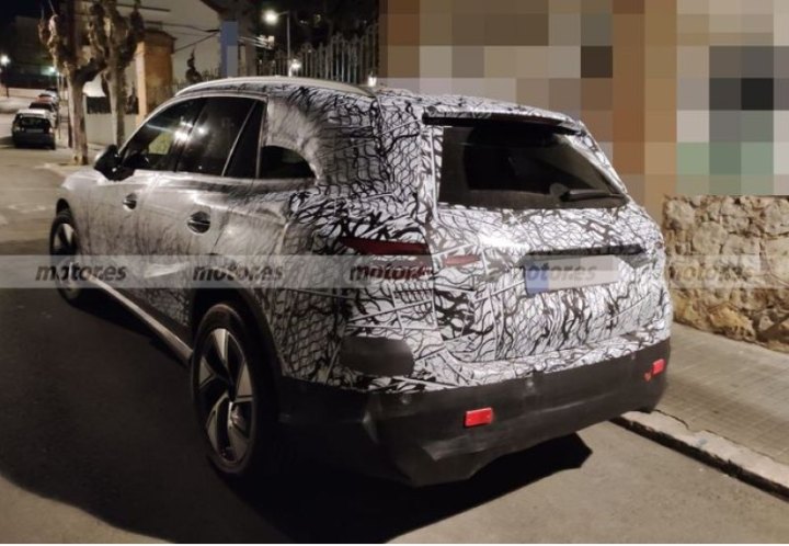 Новый GLC может дебютировать в мае 2022 года.