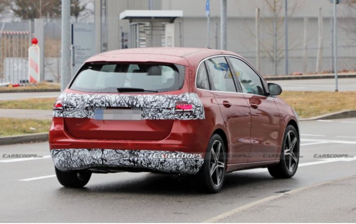 Европейские страны будут продавать B-Class 2023 года к концу этого года.