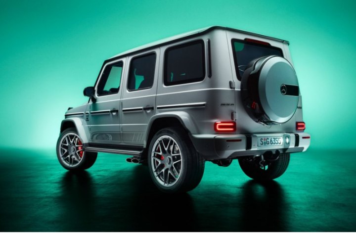 Mercedes-AMG намекает, что пакет Edition 55 для G 63 является лишь первым из нескольких юбилейных…