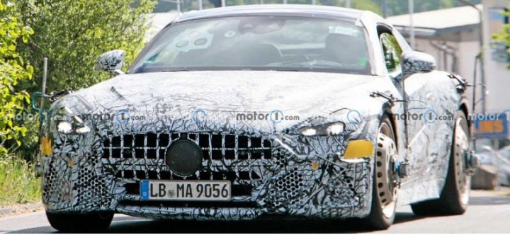 На тестах замечен прототип нового Mercedes-AMG GT PHEV