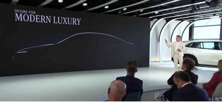 Компания Mercedes-Benz сделает SL «Майбахом» и сократит число компактных машин