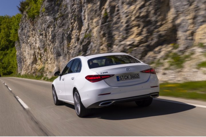 Агентская модель Mercedes-Benz предполагает, что автопроизводитель будет напрямую выставлять счета…