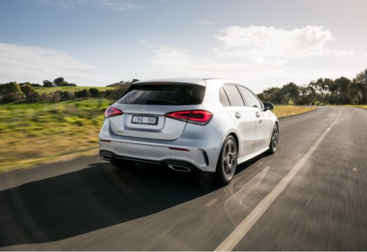 Ожидается, что электрический преемник A--Class появится к 2025 году, когда Mercedes хочет…