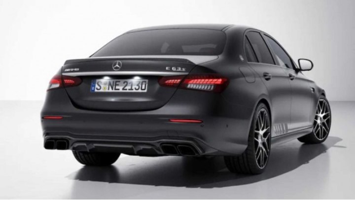 В прошлом году мы обнаружили, что V8 был исключен из модельного ряда Mercedes из-за проблем с…