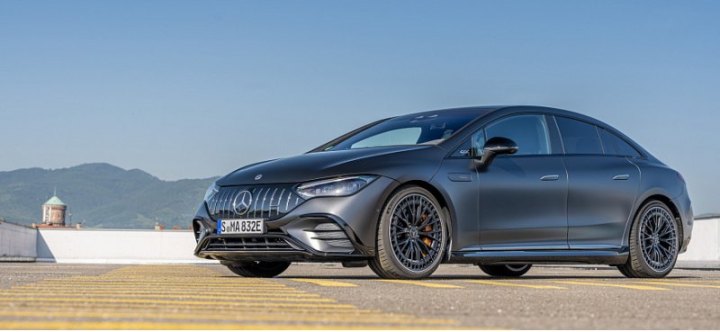 Стартовала реализация представленных на новых фото Mercedes-AMG EQE 43 4MATIC и EQE 53 4MATIC+