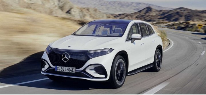 Кроссовер Mercedes EQS стал первым электромобилем бренда американской сборки