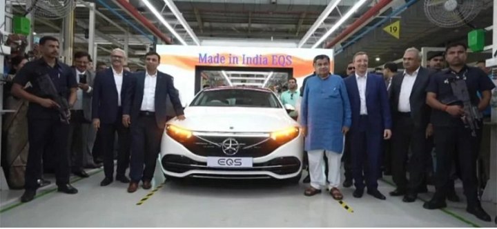 Mercedes-Benz начал выпуск MERCEDES EQS 580 на заводе в Индии с запасом хода 677 км