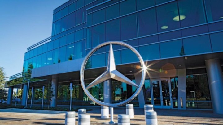 В итоге решение покинуть Россию Mercedes-Benz по сборке легковых автомобилей не сказалось на…