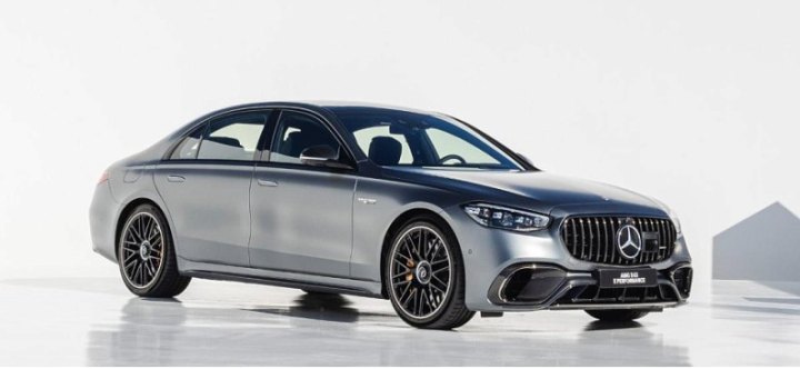 Компания Mercedes представила в Германии новый 800-сильный седан Mercedes-AMG S 63 E Perfomance