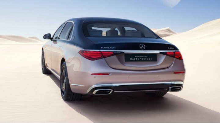 Стандартный Maybach S 680 4MATIC продается по цене 229 000 долларов или 14,3 млн рублей.